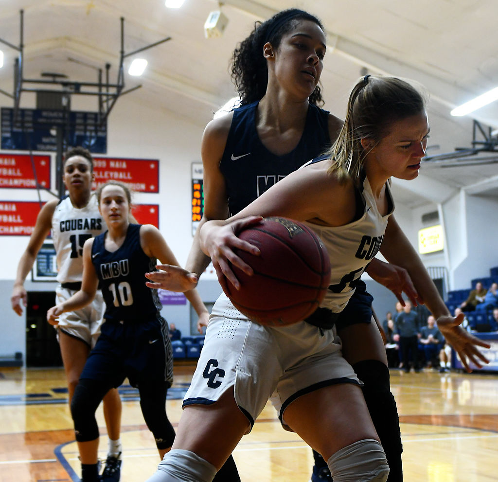 Columbia College freshman Mackenzie Dubbert drives toward the basket